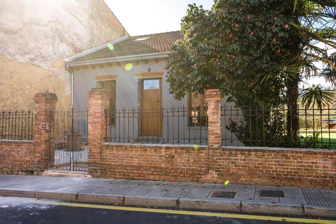Villa Covadonga By Bebalmy Pedruno Exterior photo