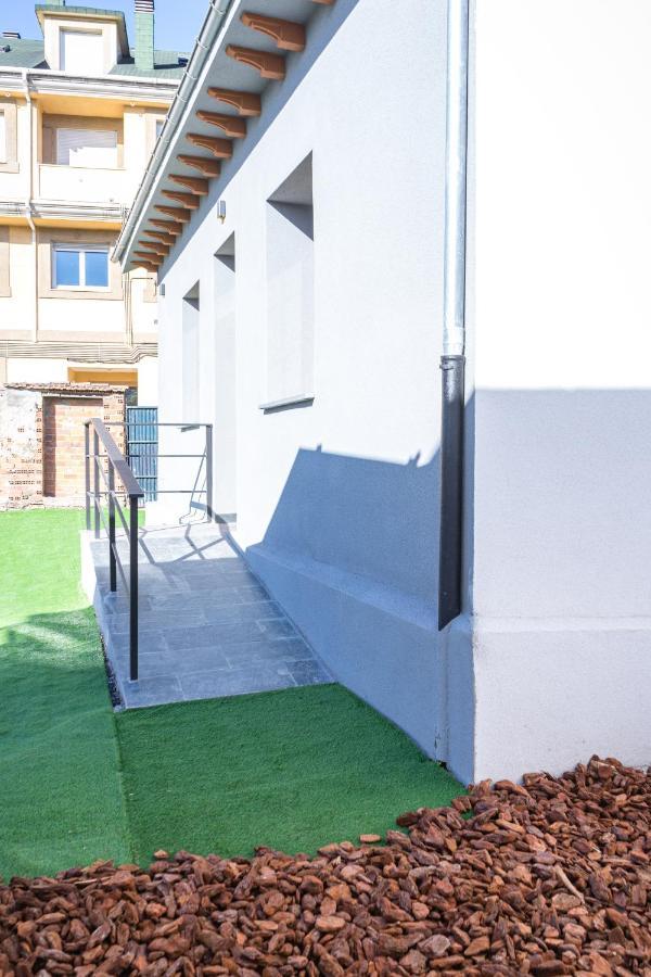 Villa Covadonga By Bebalmy Pedruno Exterior photo